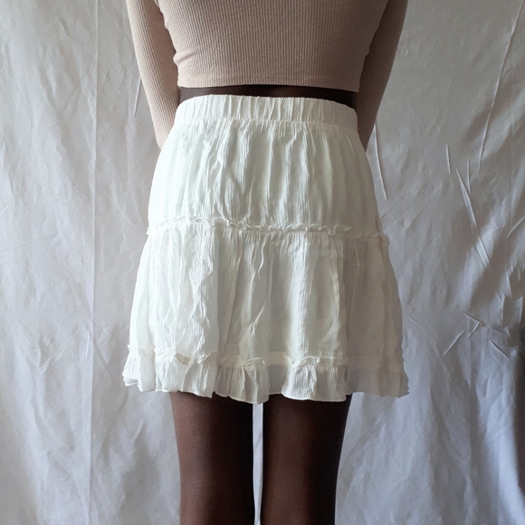 Garage tiered skirt - Picture 3 of 5